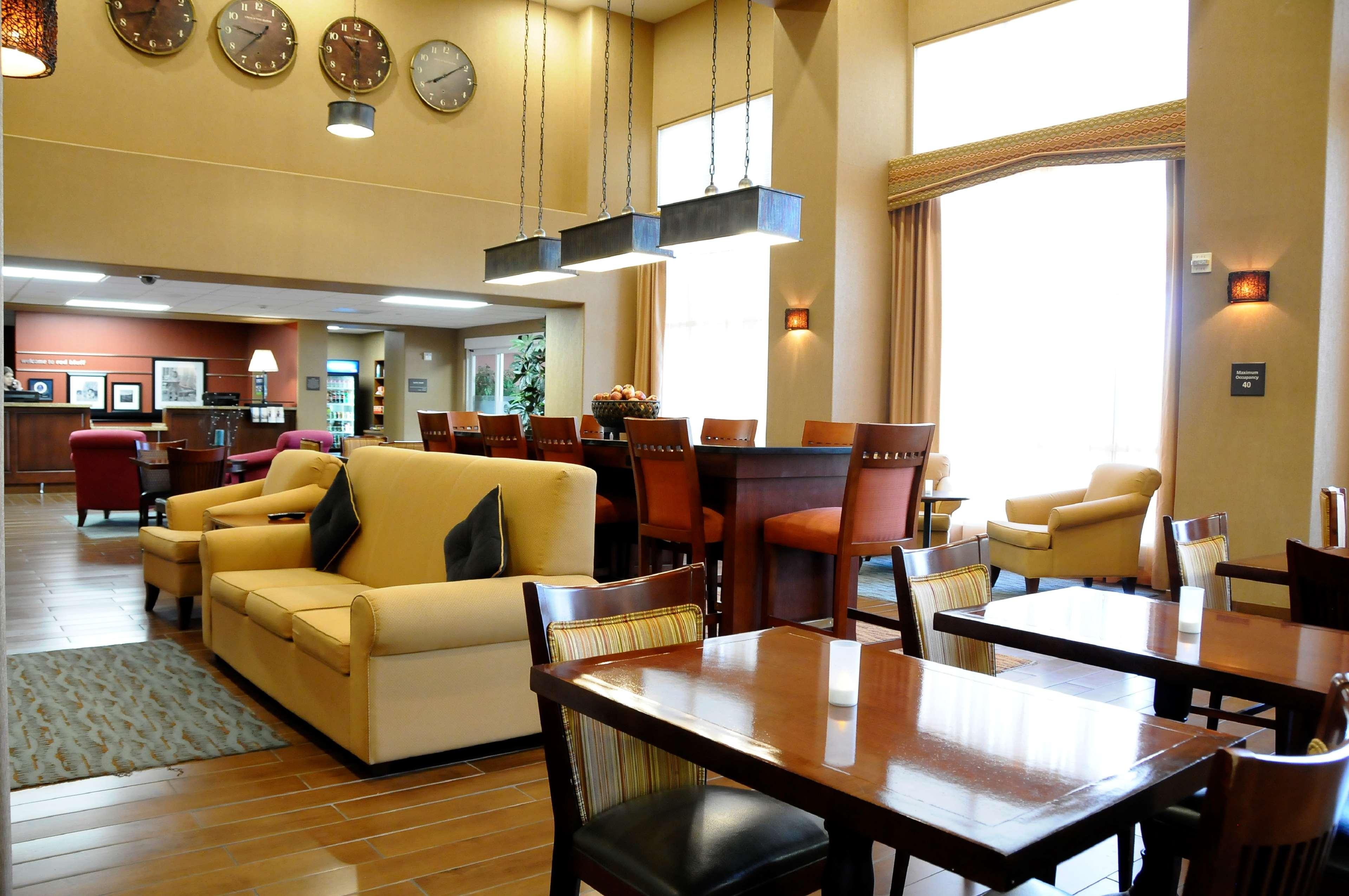Hampton Inn & Suites Red Bluff Εξωτερικό φωτογραφία